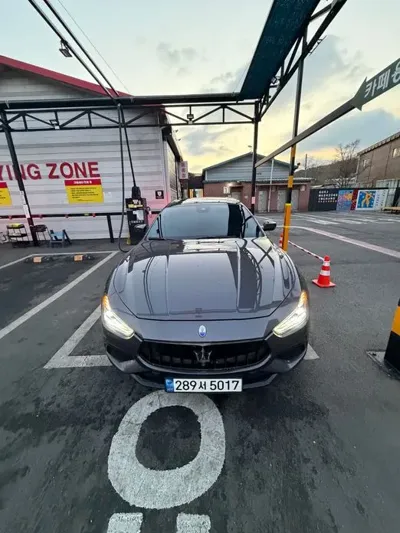Maserati Ghibli