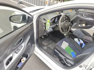 Toyota Yaris L