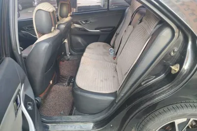 Zotye Z300