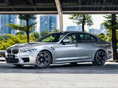 BMW M5