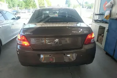 Peugeot 301