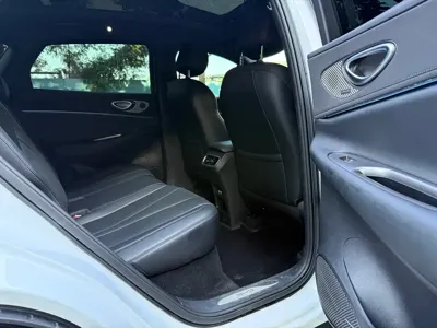 BYD 海狮06