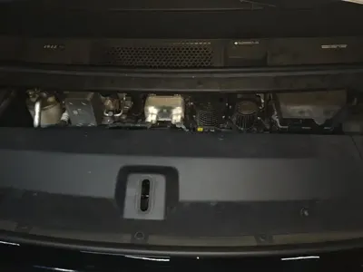 Li Auto Li MEGA