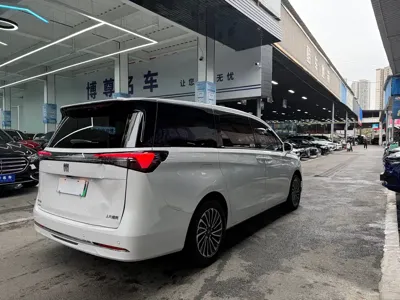 Buick GL8 Hybrid