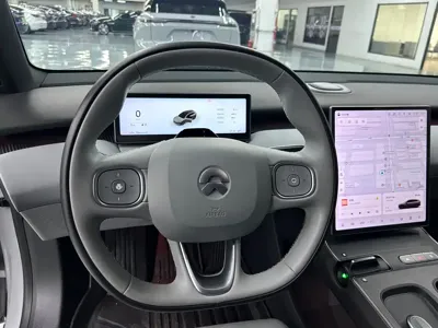 Nio ET5T