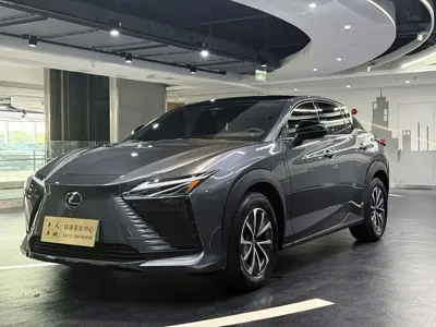 Lexus RZ