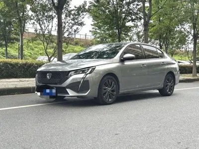 Peugeot 408