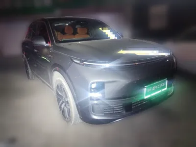 Li Auto L8