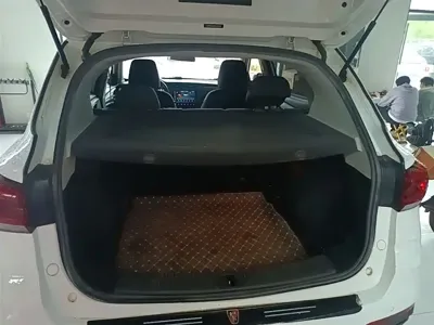 Roewe RX3