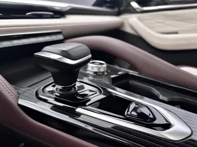 Geely Xingyue L