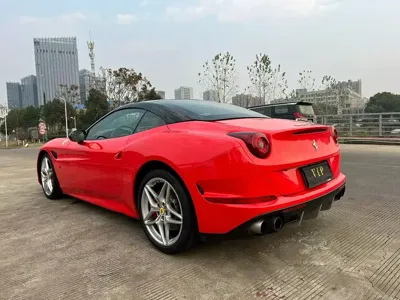 Ferrari California T