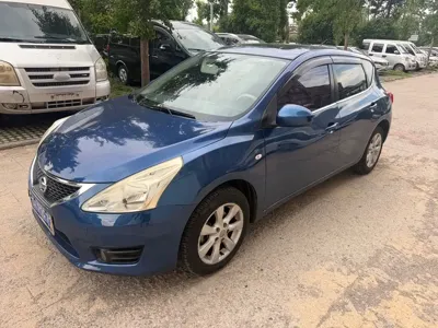 Nissan Tiida