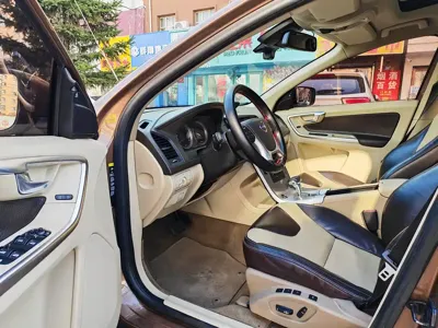 Volvo XC60 (Import)