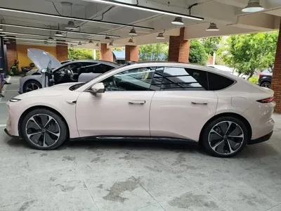 Nio ET5