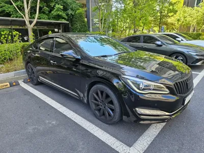 Hyundai Aslan