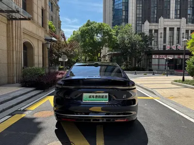 Nio ET9