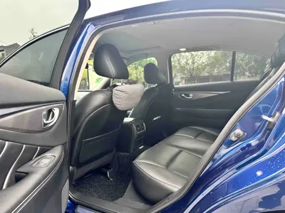 Infiniti Q50L