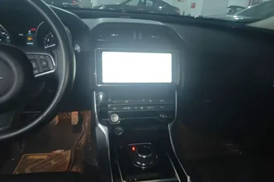 Jaguar XEL