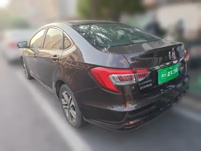 Luxgen 5