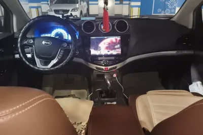 BYD S7