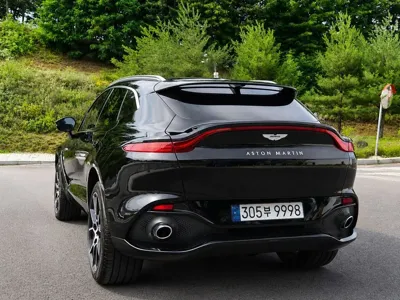 Astonmartin DBX