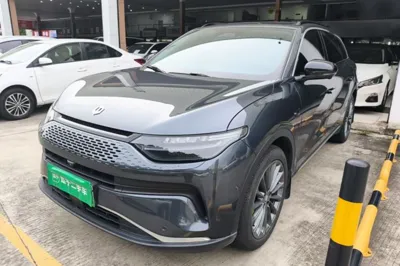 Leapmotor C11