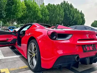 Ferrari 488