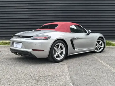 Porsche 718