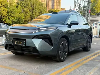 BYD 唐L