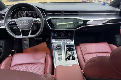 Audi A7L