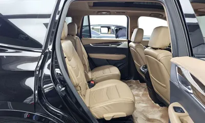Cadillac XT6