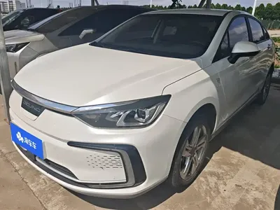 BAIC EU5