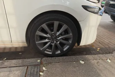 Mazda Mazda 3 Axela