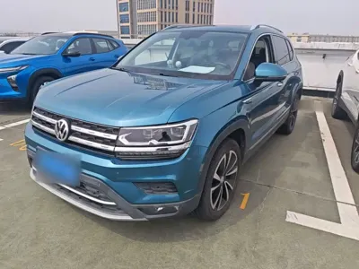 Volkswagen Tharu