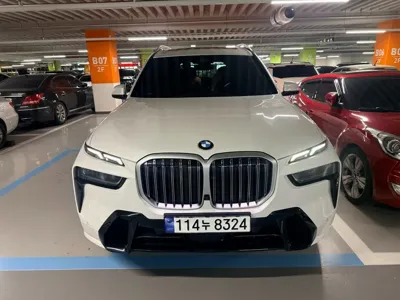 BMW X7