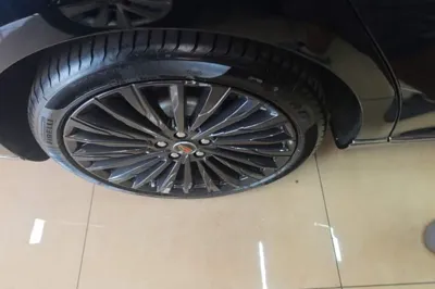 Hongqi H9