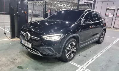 Mercedes-Benz GLA-Class