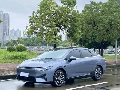 Xpeng P5