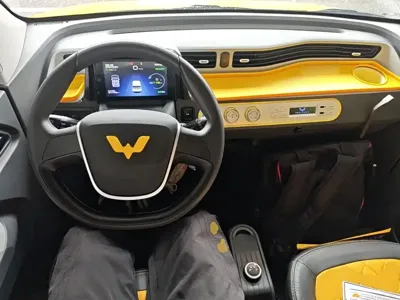 Wuling MINIEV