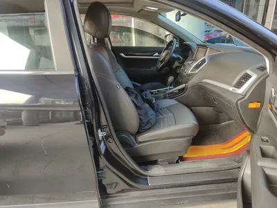 Dongfeng Aeolus AX7