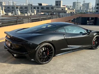 McLaren GT