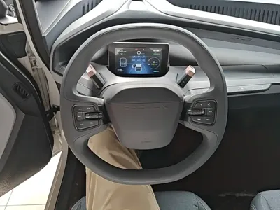 Baojun E200