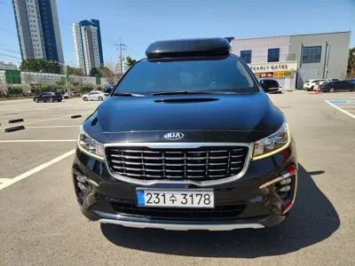 Kia Canival
