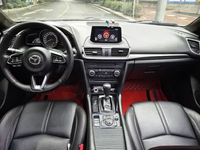 Mazda 3 Axela