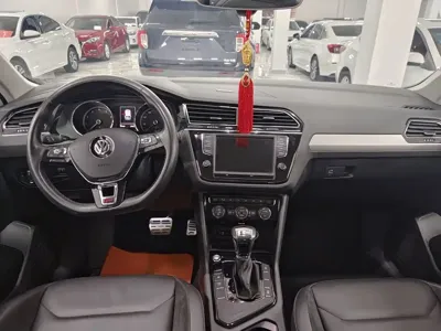 Volkswagen Tiguan L