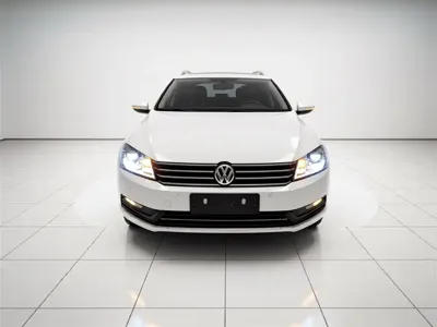 Volkswagen Magotan (Import)