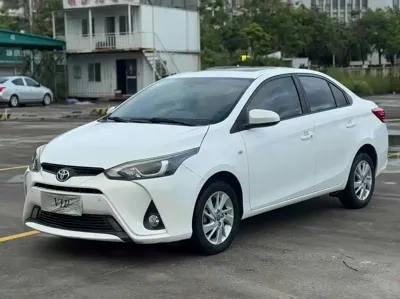 Toyota Yaris L
