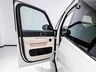 Li Auto Li MEGA
