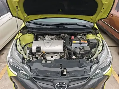 Toyota Yaris L