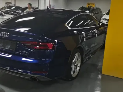 Audi A5 (Import)
